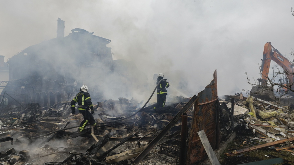 «Κατάφωρη παραβίαση» κάθε συνθήκης λέει ο απεσταλμένος του Τραμπ για το ρωσικό σφυροκόπημα στην Ουκρανία