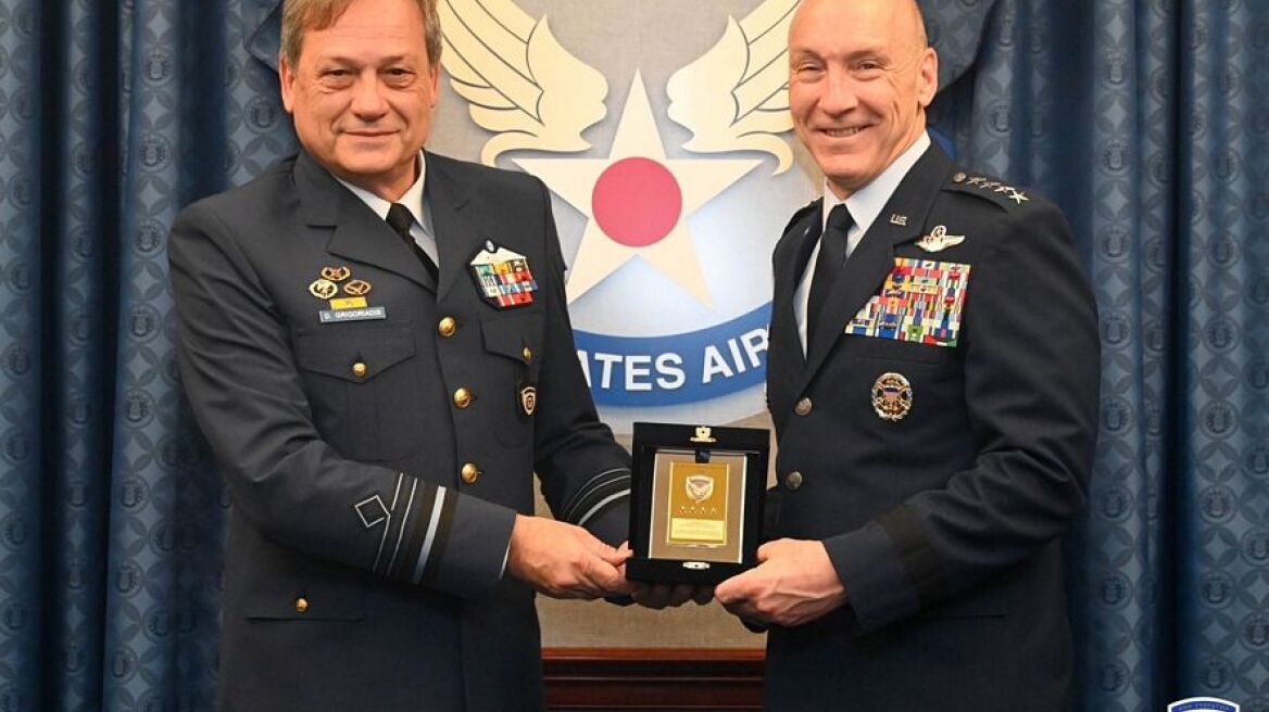 Επίσκεψη του Αρχηγού ΓΕΑ στις ΗΠΑ: Ενίσχυση αμυντικής συνεργασίας και πρόοδος στο πρόγραμμα F-35