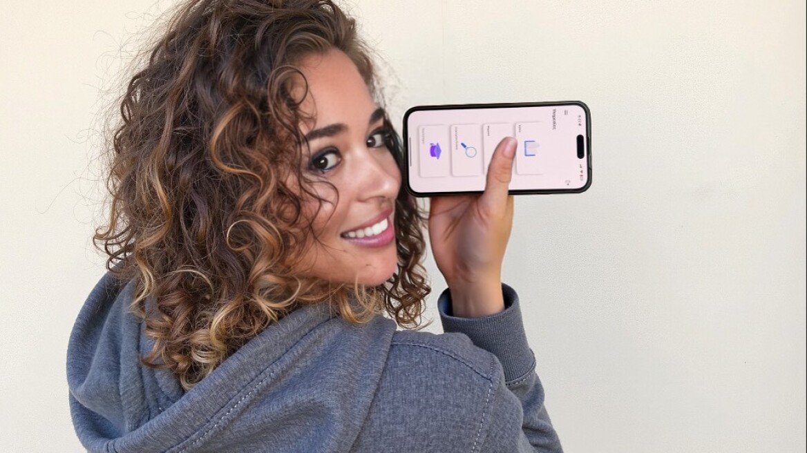 Η Penelope βλέπει αλλιώς: ΑΙ influencer «σπάει» τα στερεότυπα για την αναπηρία στα social