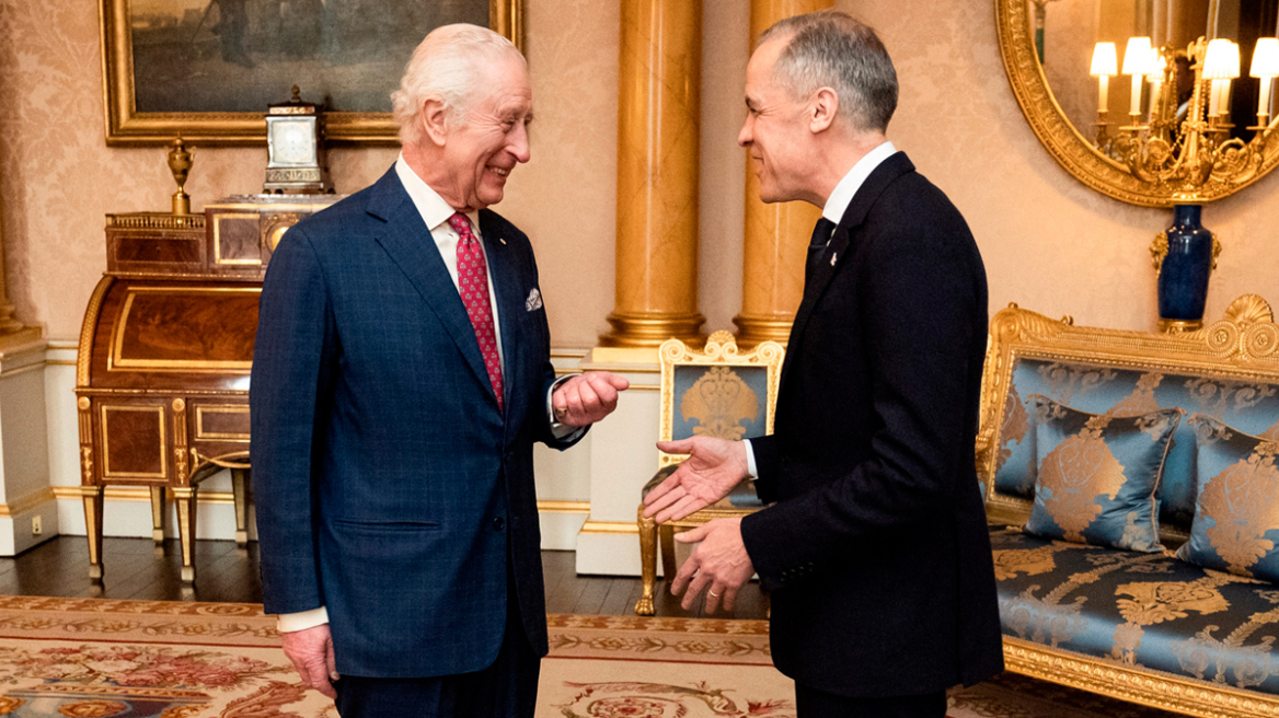 Βρετανία: Ο βασιλιάς Κάρολος στον Καναδά ως ένδειξη υποστήριξης προς τη χώρα που «γλυκοκοιτάζει» ο Τραμπ
