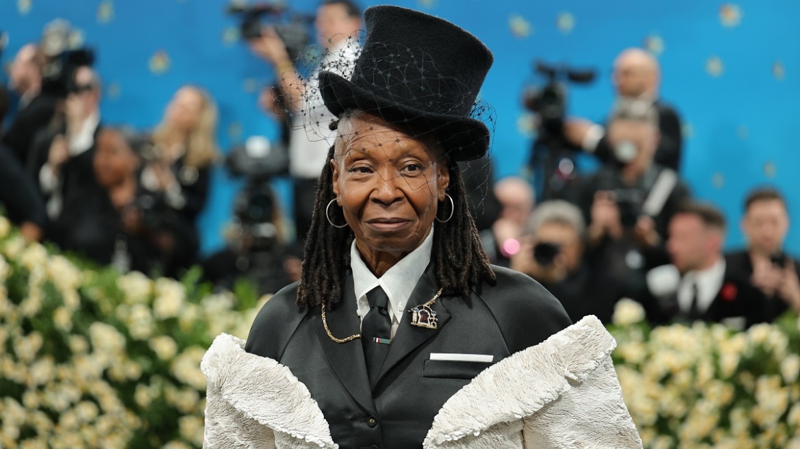 Γούπι Γκόλντμπεργκ: Αποκαλύπτει γιατί δεν έχει φορέσει σουτιέν εδώ και 50 χρόνια
