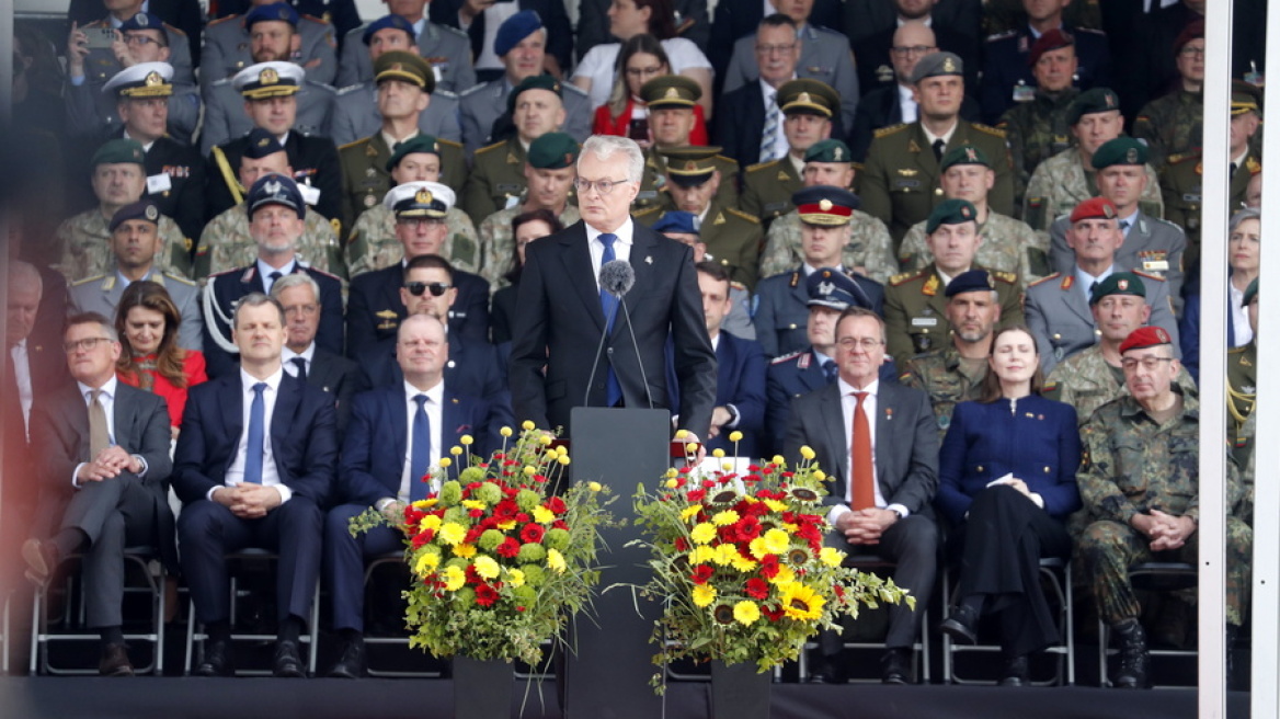 Λιθουανία: Το επόμενο πακέτο κυρώσεων της ΕΕ κατά της Ρωσίας θα πρέπει να μοιάζει με «κοκτέιλ μολότοφ»