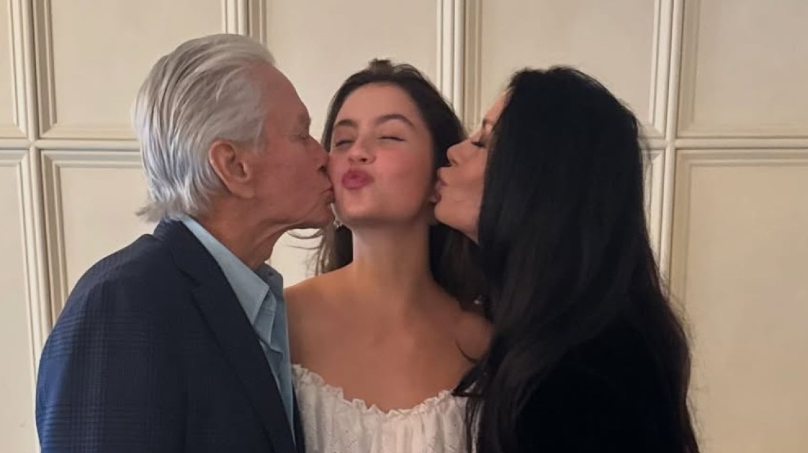 Μάικλ Ντάγκλας - Κάθριν Ζέτα Τζόουνς: Οι κοινές φωτογραφίες και τα βίντεο εν μέσω φημών για διαζύγιο