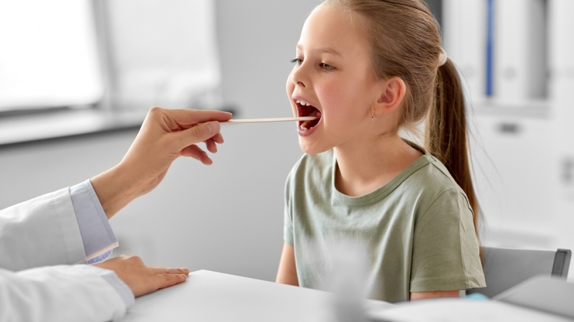 Στρεπτόκοκκος: Σε έξαρση τα fake news που τρομάζουν τους γονείς – Οι ειδικοί ενημερώνουν