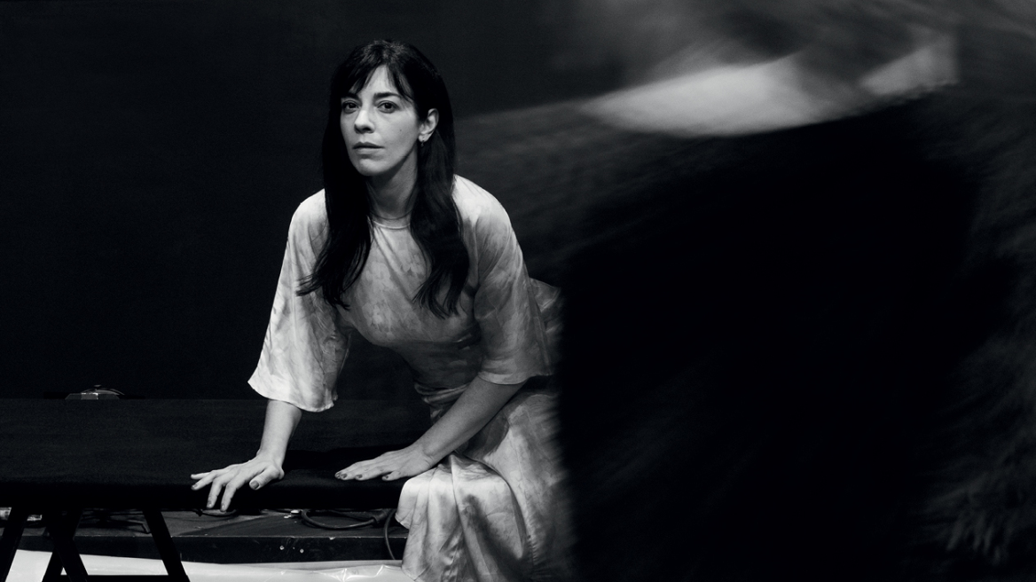 Λουκία Μιχαλοπούλου: «Στη σκηνή βρίσκω τον πυρήνα μου»
