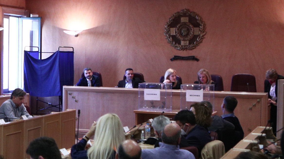 Δήμος Αθηναίων: Εγκρίθηκε ψήφισμα για τη Γάζα χωρίς αναφορά στους Ισραηλινούς ομήρους