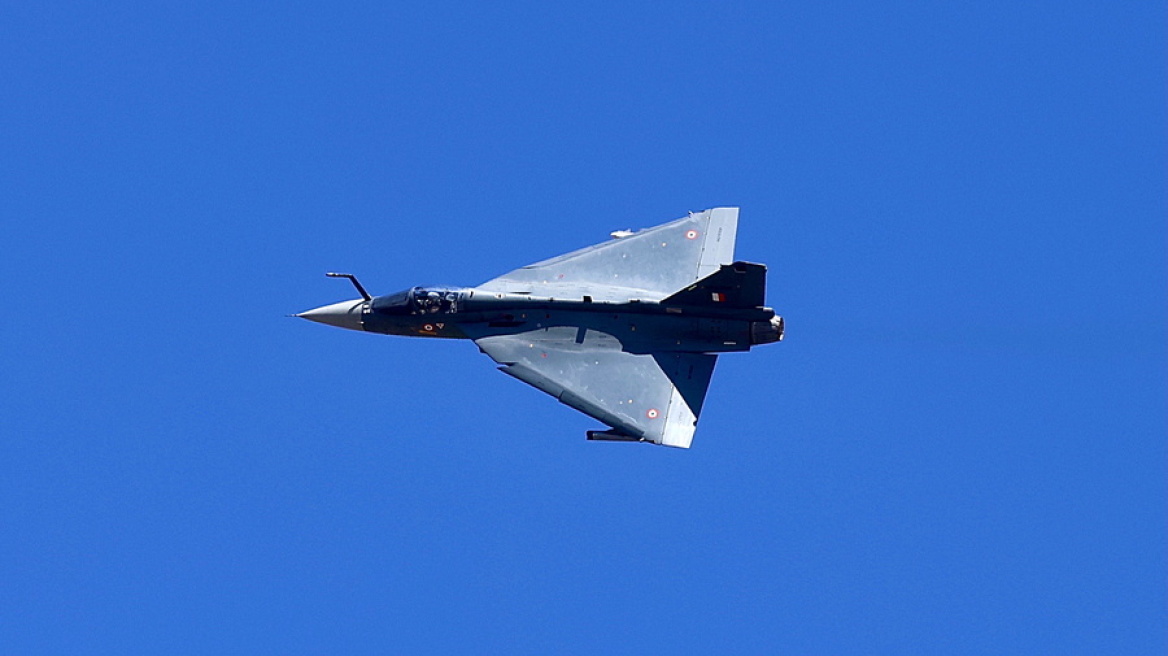 Η Ινδία ενέκρινε πρόγραμμα για την ανάπτυξη πρωτότυπου μαχητικού
