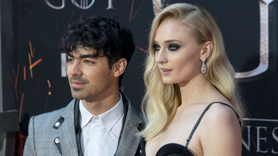 Τζο Τζόνας για την πρώην σύζυγό του, Σόφι Τέρνερ: «Είναι μια απίστευτη μητέρα, έχουμε μια όμορφη σχέση ως γονείς»