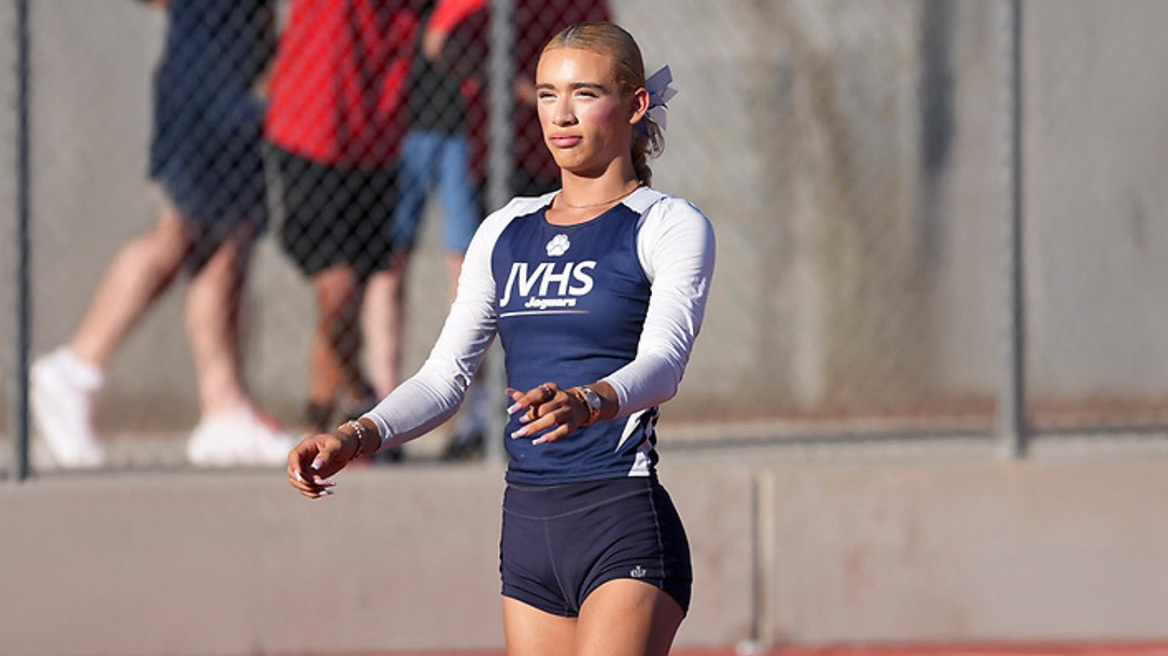 Οργή Τραμπ για την τρανς αθλήτρια στην Καλιφόρνια - Απειλεί την Πολιτεία με διακοπή χρηματοδότησης, αν δεν της απαγορεύσουν να αγωνίζεται με γυναίκες