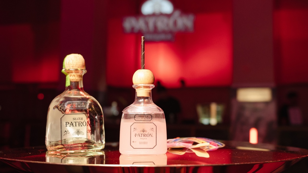 Η τέχνη συνάντησε το απόλυτο summer cocktail σε ένα party-εμπειρία στον Πειραιά
