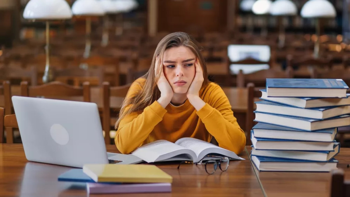 Πανελλήνιες: 5 πολύτιμες συμβουλές για να διαχειριστείτε το άγχος των εξετάσεων