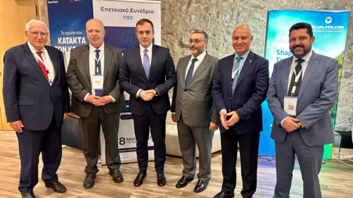 Στηρίζουμε τον Έλληνα εξαγωγέα με κάθε τρόπο, λέει ο Τάσος Χατζηβασιλείου