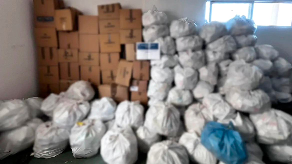 Σχεδόν 34.000 ψευδείς συνταγές είχε εκδώσει το κύκλωμα με τους γιατρούς και τους φαρμακοποιούς - Οι αποκαλυπτικοί διάλογοι
