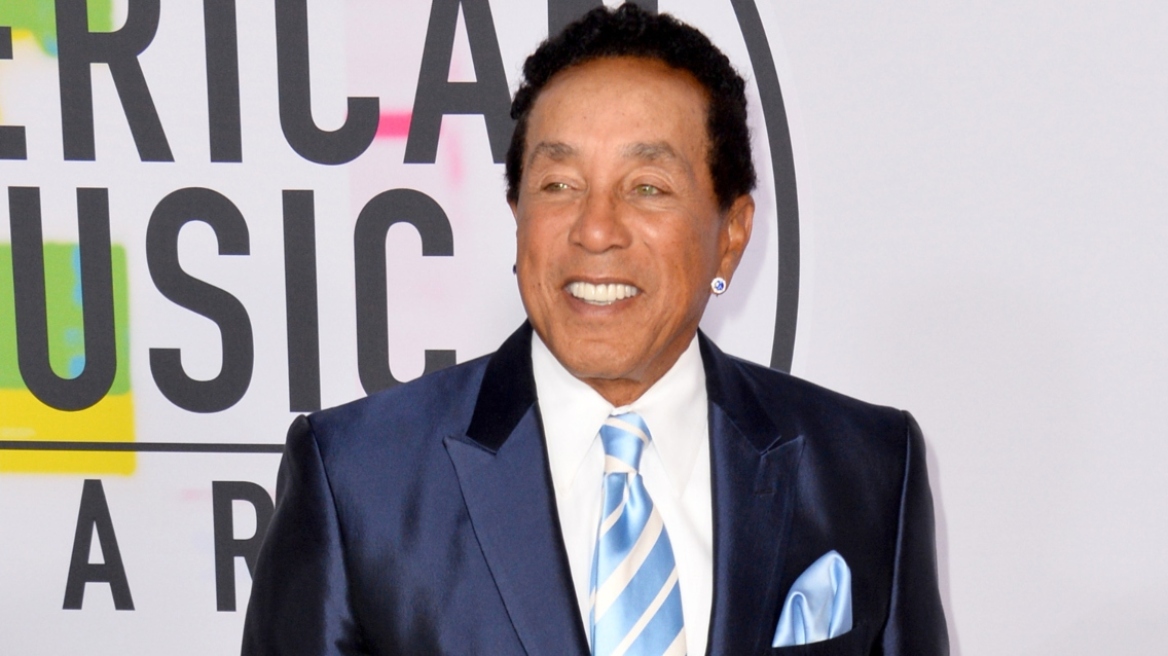 Ο Σμόκι Ρόμπινσον απαντά με αγωγή ύψους 500 εκατ. δολαρίων στις κατηγορίες για σεξουαλική κακοποίηση και βία