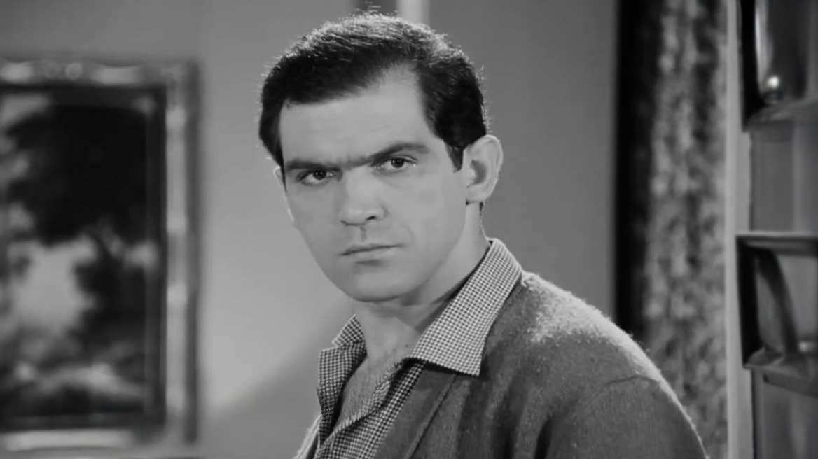 Κώστας Καζάκος: Σαν σήμερα γεννήθηκε ο αείμνηστος ηθοποιός - Το αφιερωματικό βίντεο της Φίνος Φιλμ