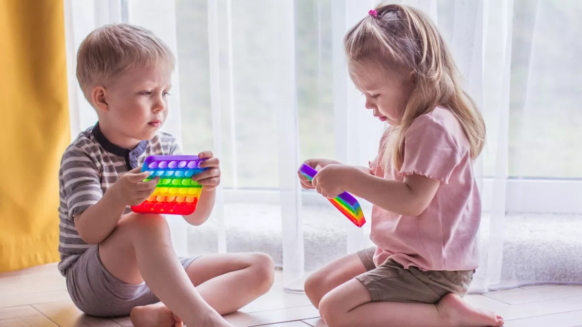 Αυτισμός: Πόσο διαφέρει ανάμεσα σε αγόρια και κορίτσια; 20ετής μελέτη απαντά
