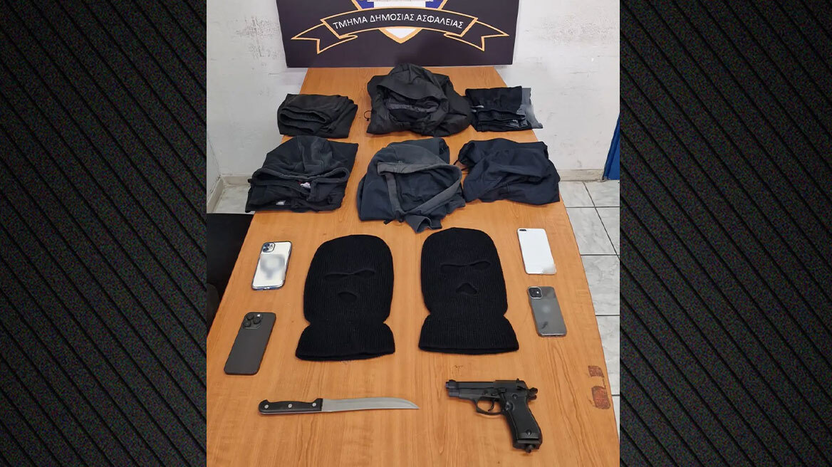 Ανήλικοι λήστευαν ψιλικατζίδικα στον Βύρωνα με κουζινομάχαιρο - Τρεις συλλήψεις