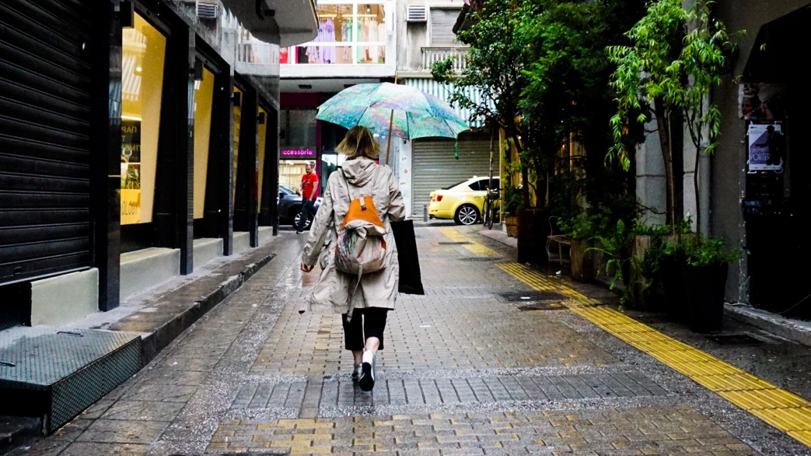 Καιρός: Έντονη αστάθεια μέχρι την Κυριακή και μετά... καλοκαίρι - Πού θα βρέξει 