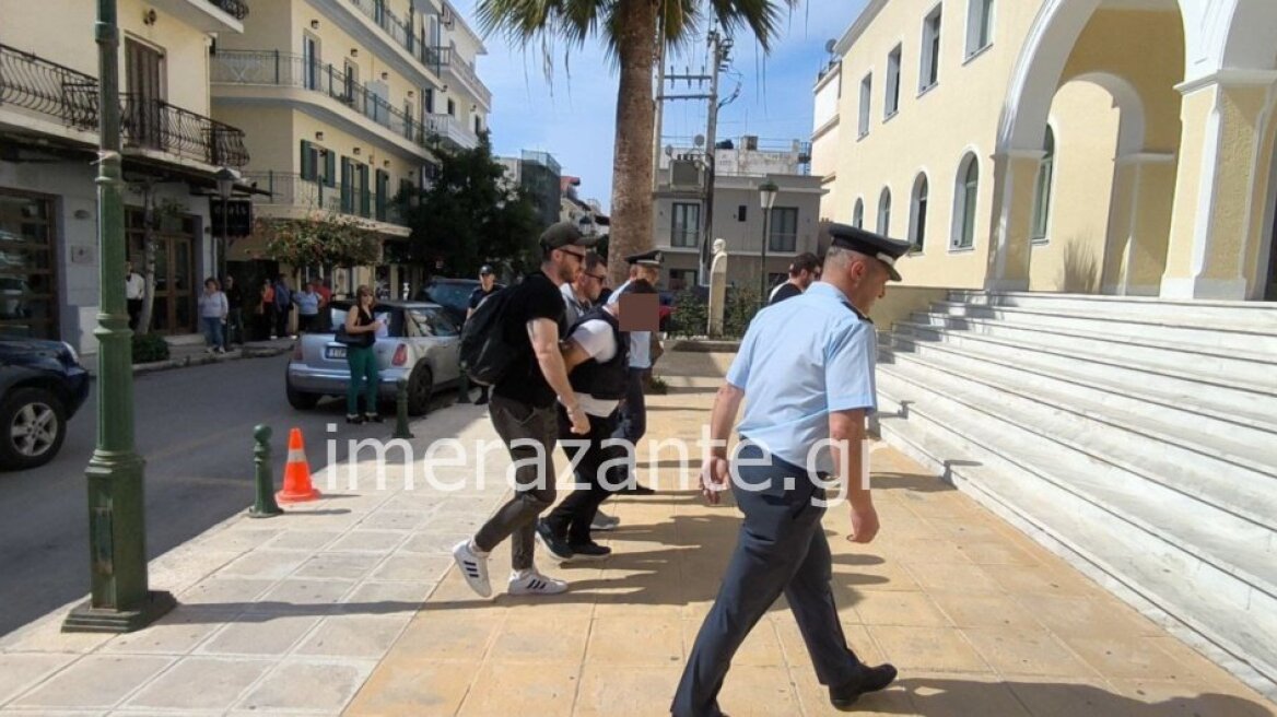 Ζάκυνθος: Απολογούνται οι τρεις Αλβανοί για τη δολοφονία της 69χρονης συμβολαιογράφου - Πρώτος στον Ανακριτή ο 54χρονος που τη μαχαίρωσε