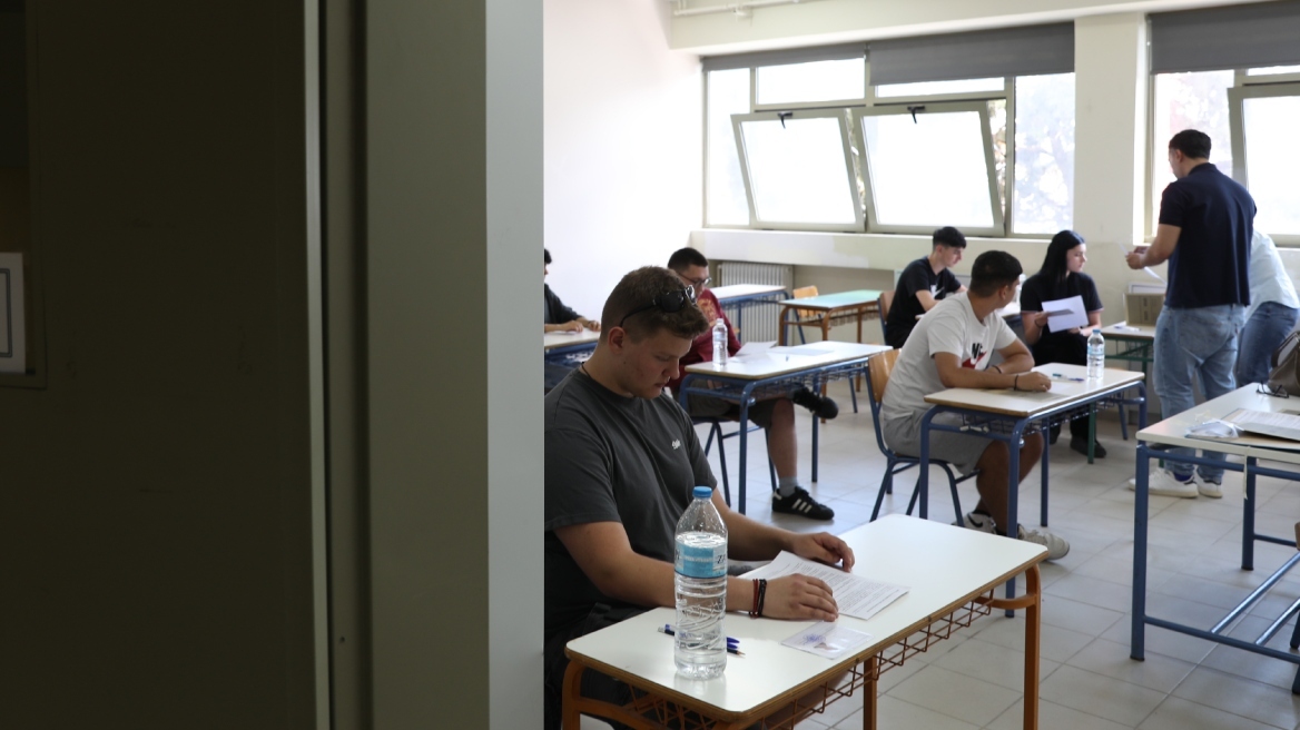 Πανελλαδικές 2025: Οι απαντήσεις στα Νέα Ελληνικά στα ΕΠΑΛ σήμερα - Αναμενόμενης δυσκολίας τα θέματα
