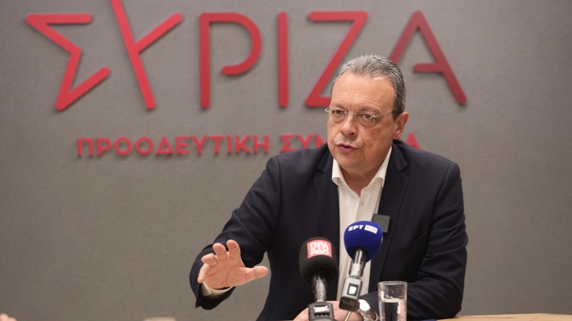 ΣΥΡΙΖΑ: Τέσσερα αδικήματα κατά Μητσοτάκη- Εντός της ημέρας το αίτημα για Προανακριτική για τα Τέμπη
