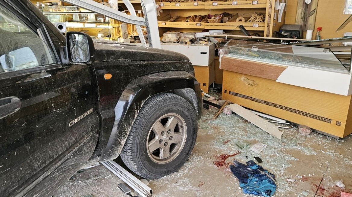 Κως: «Το αμάξι ήταν αυτόματο, ο οδηγός μπερδεύτηκε και δεν κατάφερε να σταματήσει» λέει ο ιδιοκτήτης του φούρνου