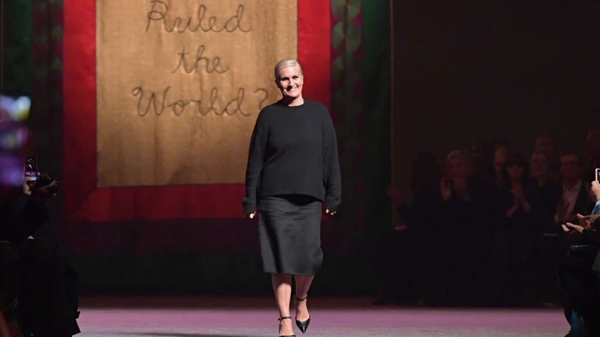 Η φεμινιστική παρακαταθήκη της Maria Grazia Chiuri στον οίκο Dior
