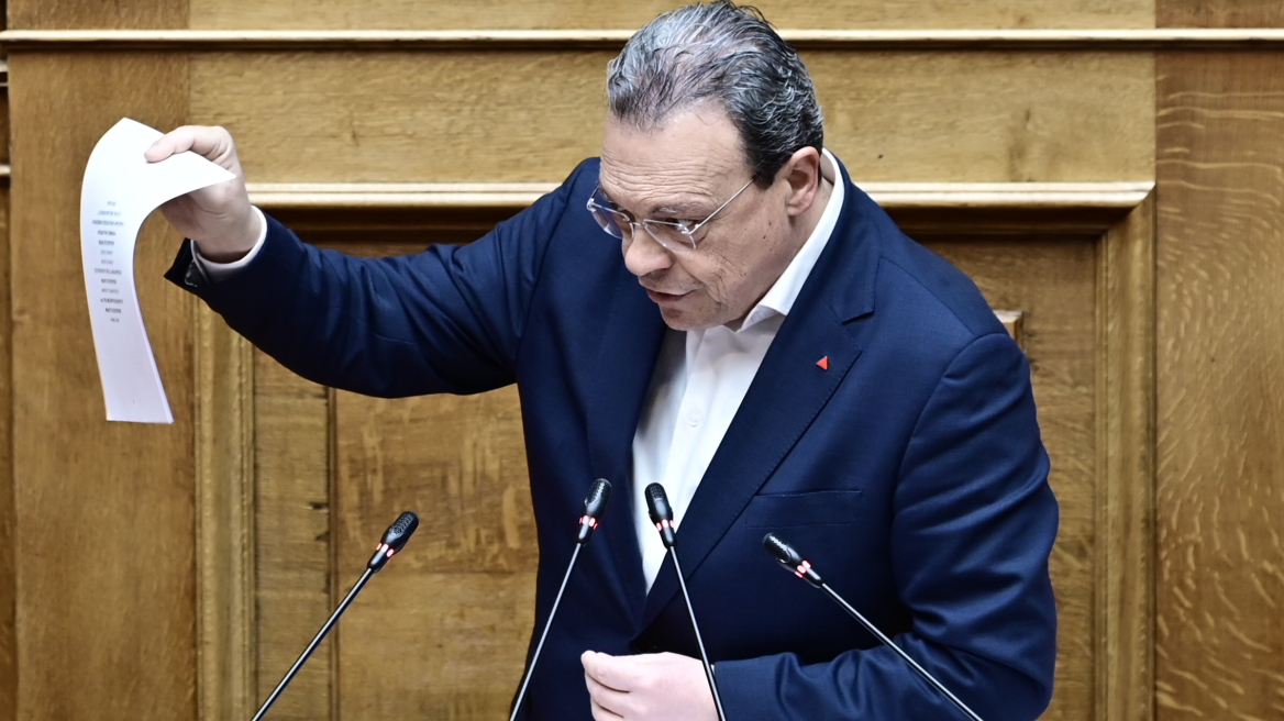 ΣΥΡΙΖΑ για Προανακριτική: Η πρόταση είναι πάνω στο τραπέζι για συνυπογραφές