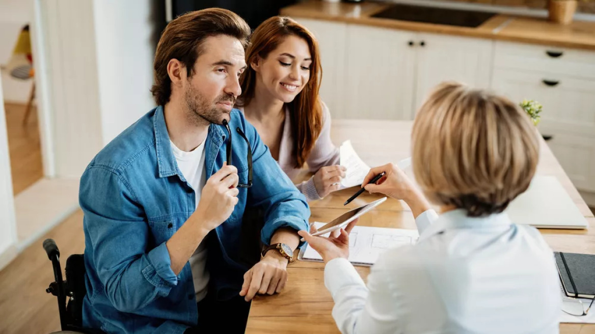 Εργασία: Η ασφάλιση που προσφέρει κάλυψη σε περίπτωση αναπηρίας