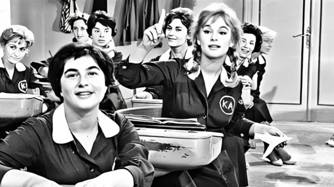 Το βίντεο της Φίνος Φιλμ για τις Πανελλαδικές εξετάσεις: «Καλή επιτυχία»