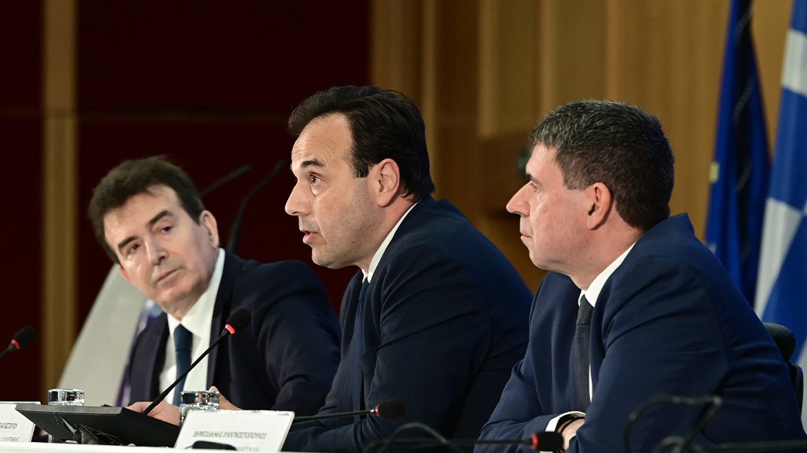 Προσωπικός Αριθμός: Πώς εκδίδεται και τι αλλάζει στις ταυτότητες- Όλα όσα πρέπει να γνωρίζουμε σε 34 ερωτήσεις και απαντήσεις