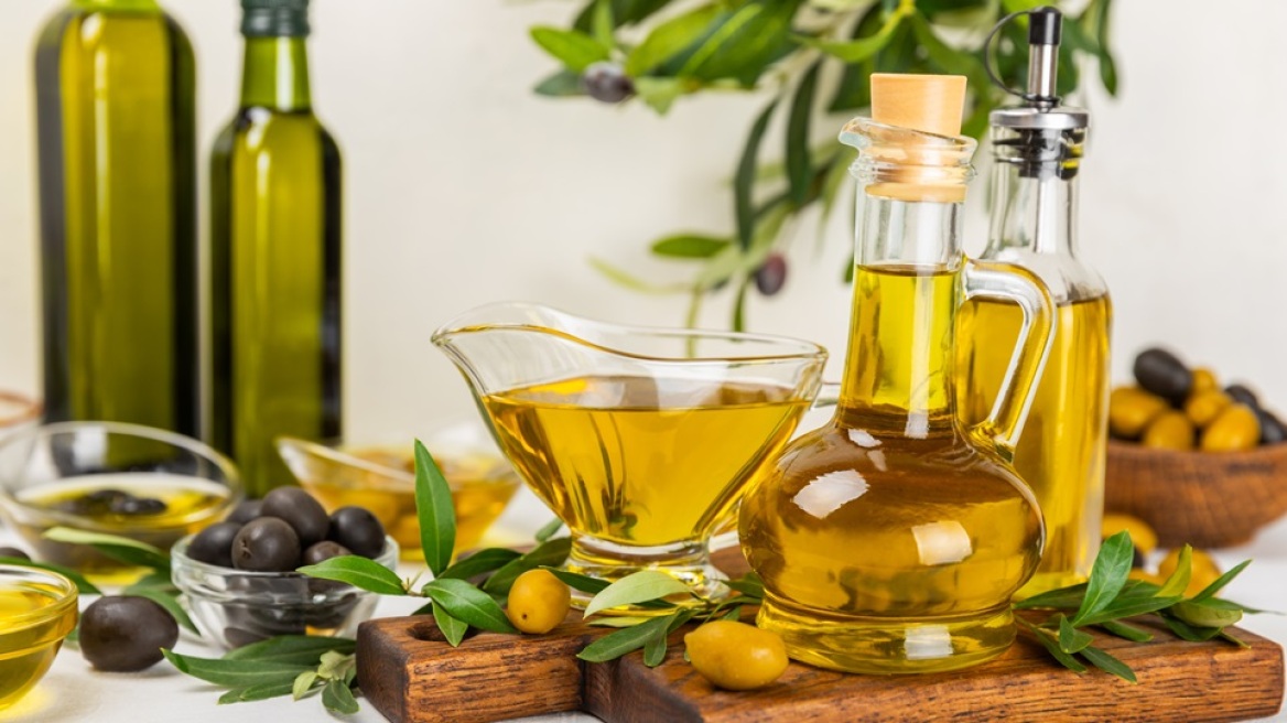 Γιατί δεν πρέπει να αποθηκεύουμε το ελαιόλαδο κάτω από τον νεροχύτη