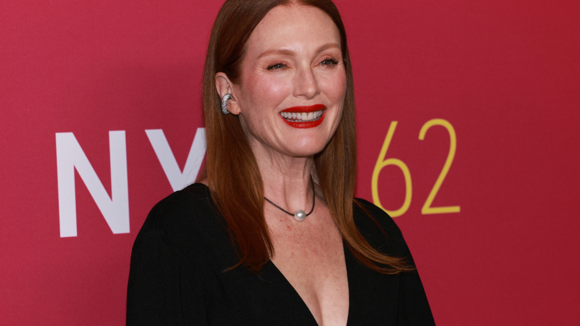 Η Julianne Moore έκοψε τα μαλλιά της στο πιο κομψό καρέ που έχουμε δει
