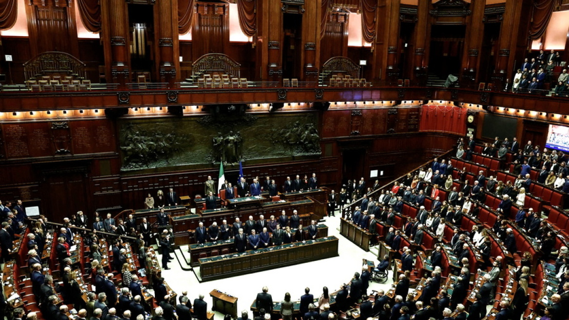 Πέρασε από τη Γερουσία στην Ιταλία νόμος με αυστηρότερα μέτρα για καταλήψεις
