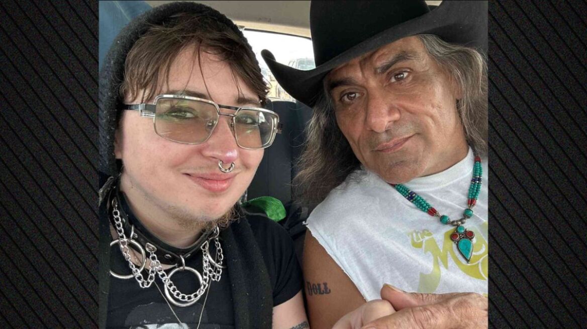 Τζόναθαν Τζος: Ο σύζυγός του «σπάει» τη σιωπή του για το ομοφοβικό έγκλημα - «Μας πυροβόλησαν ενώ πενθούσαμε»