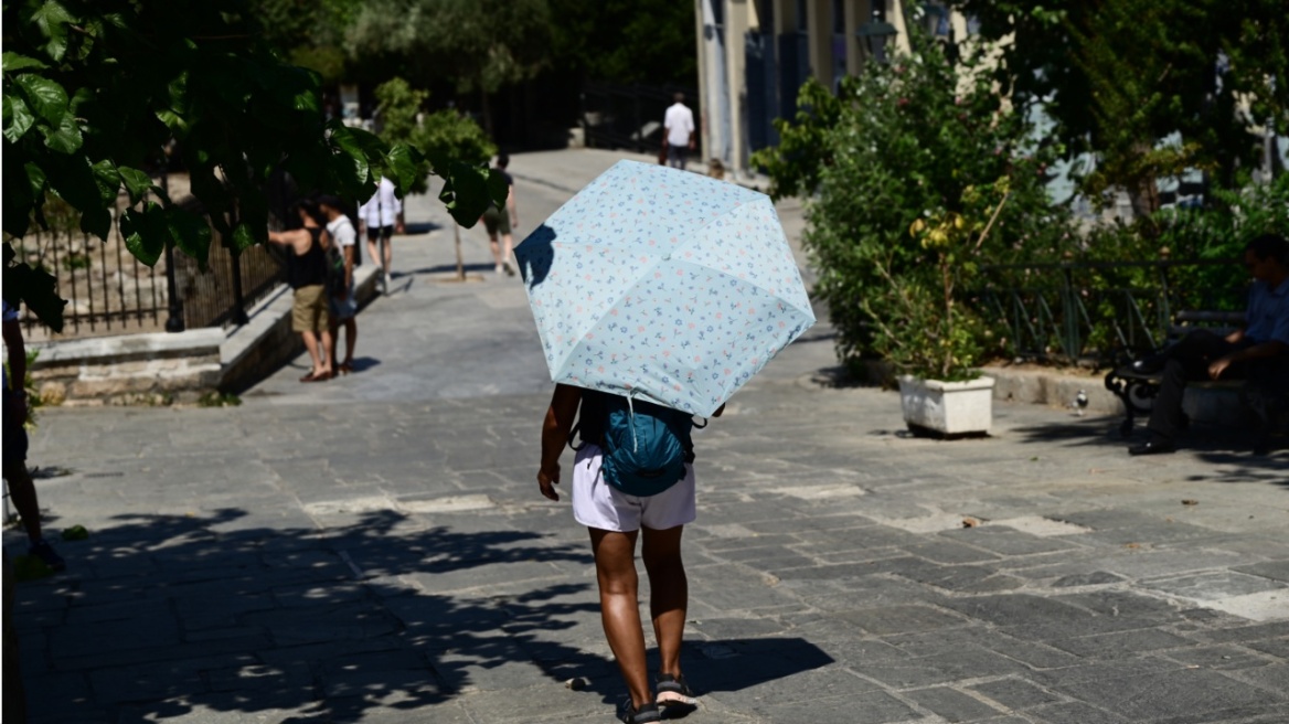 Καιρός: Θερμή εισβολή με 38άρια και μπόρες στα βόρεια - Η πρόγνωση για το τριήμερο του Αγίου Πνεύματος