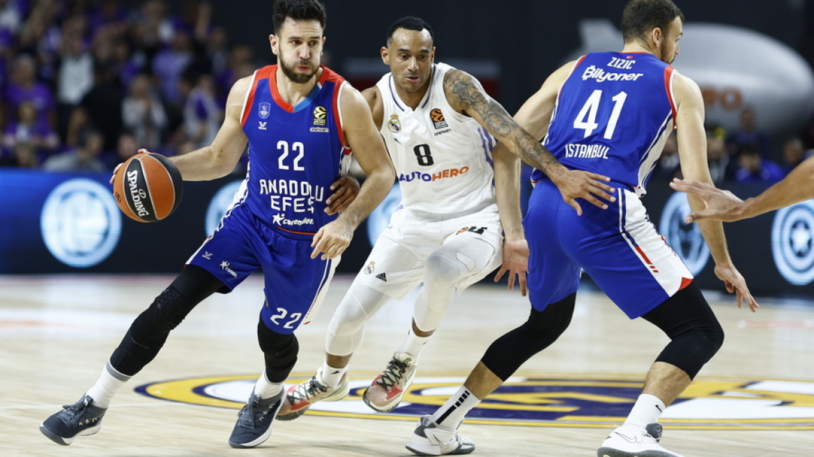 Βασίλιε Μίτσιτς: Κλείνει στην Φενέρ ο Σέρβος, γράφουν οι Σέρβοι 