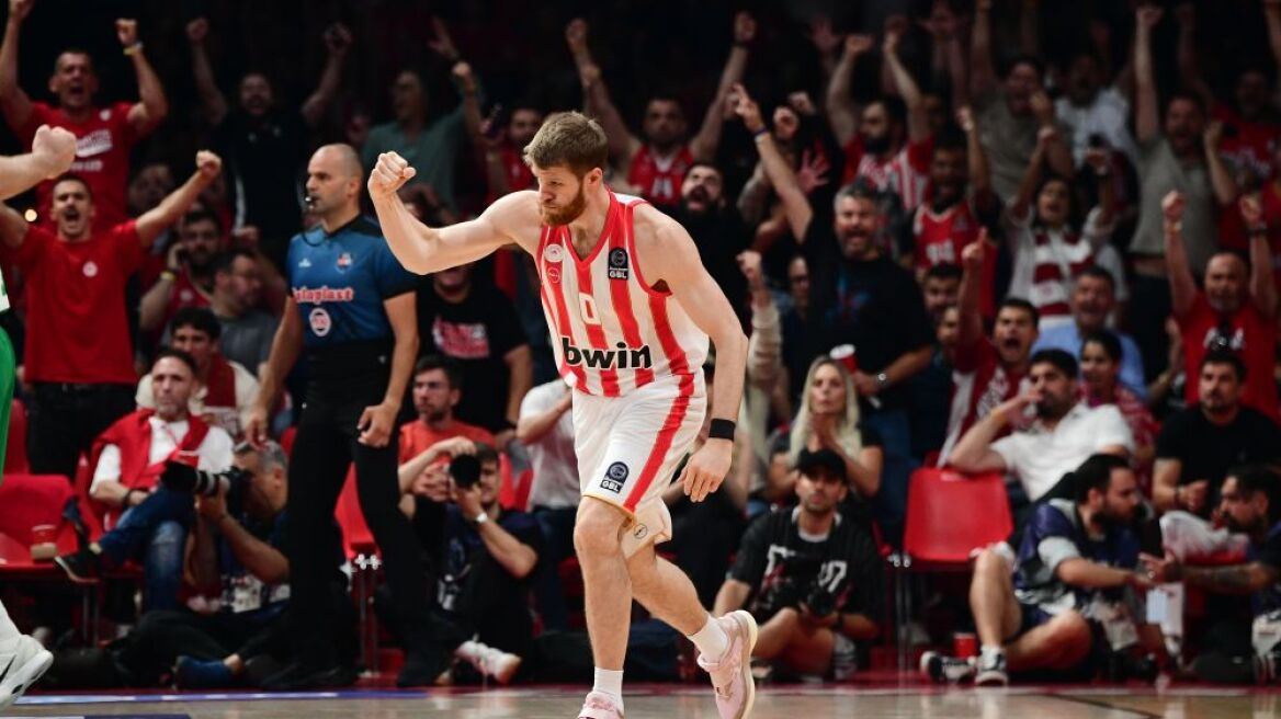 Ολυμπιακός: Οι ποινές που επέβαλε ο αθλητικός δικαστής για τα όσα έγιναν στο ΣΕΦ