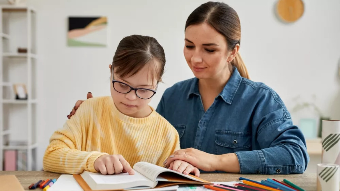 Οικονομική στήριξη σε 2.500 οικογένειες παιδιών με αναπηρία από το Πρόγραμμα Πρώιμης Παιδικής Παρέμβασης ΕΛΕΠΑΠ