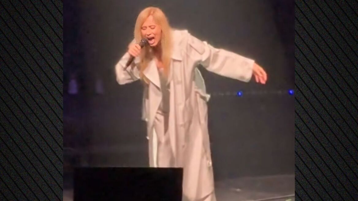 Βίντεο: Η ανατριχιαστική εκτέλεση της Λάρα Φαμπιάν με το «Je suis malade» σε συναυλία της στην Αθήνα - «Λύγισε» στο τέλος της ερμηνείας