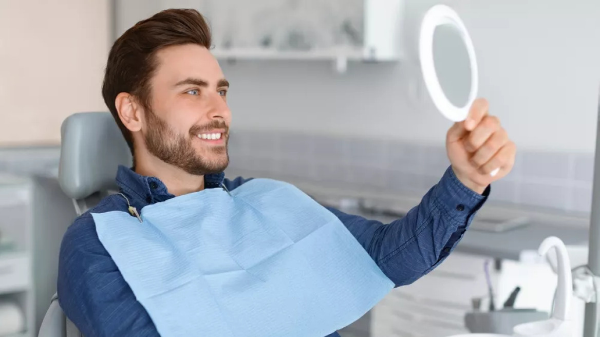 Γιατί οι Έλληνες επιμένουν να μην πηγαίνουν στον οδοντίατρο;