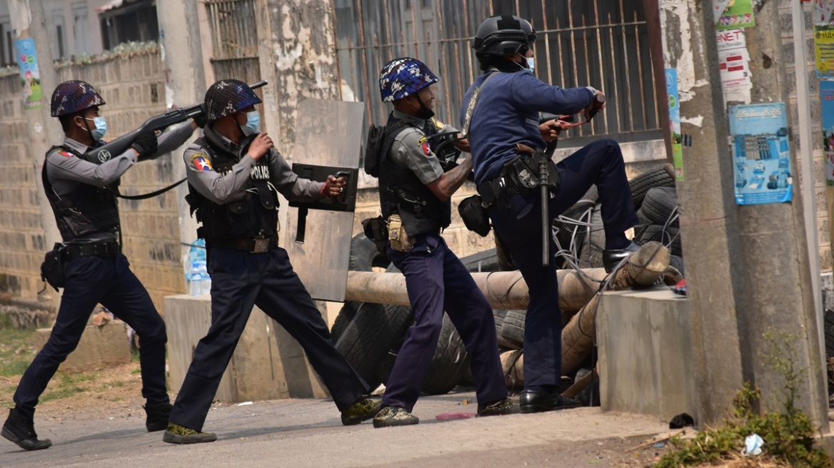 Μιανμάρ: Μια εξάχρονη μεταξύ των συλληφθέντων για τη δολοφονία απόστρατου ταξίαρχου