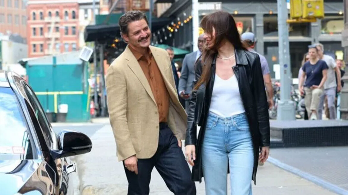 Όταν ο Πέδρο Πασκάλ φόρεσε ένα ρούχο της Ντακότα Τζόνσον