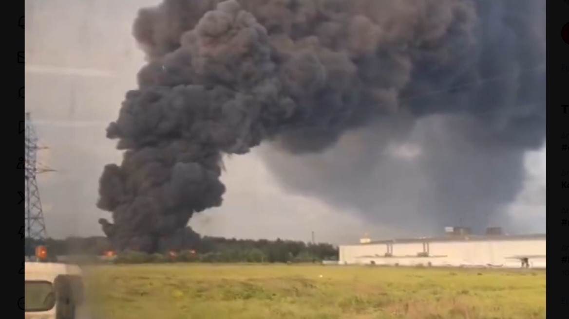 Εκρήξεις και τεράστια φωτιά σε αποθήκη καυσίμων και λιπαντικών έξω από τη Μόσχα - Κάλυψε 20 χιλιάδες τ.μ., δείτε βίντεο