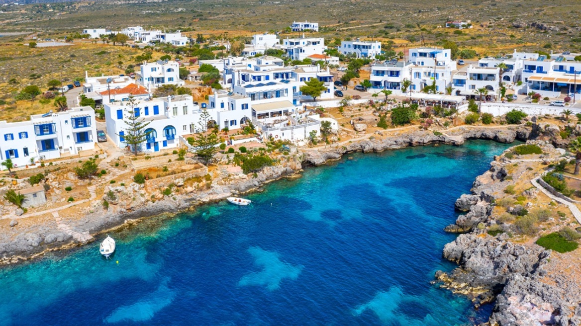 Κύθηρα: Η απάντηση της σπιτονοικοκυράς στη δασκάλα που την κατήγγειλε για εκδικητική συμπεριφορά