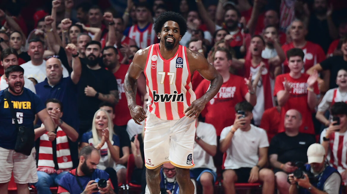 Πρωταθλητής Ελλάδος για 15η φορά ο Ολυμπιακός, 85-71 τον Παναθηναϊκό στον 4ο τελικό - Βίντεο 