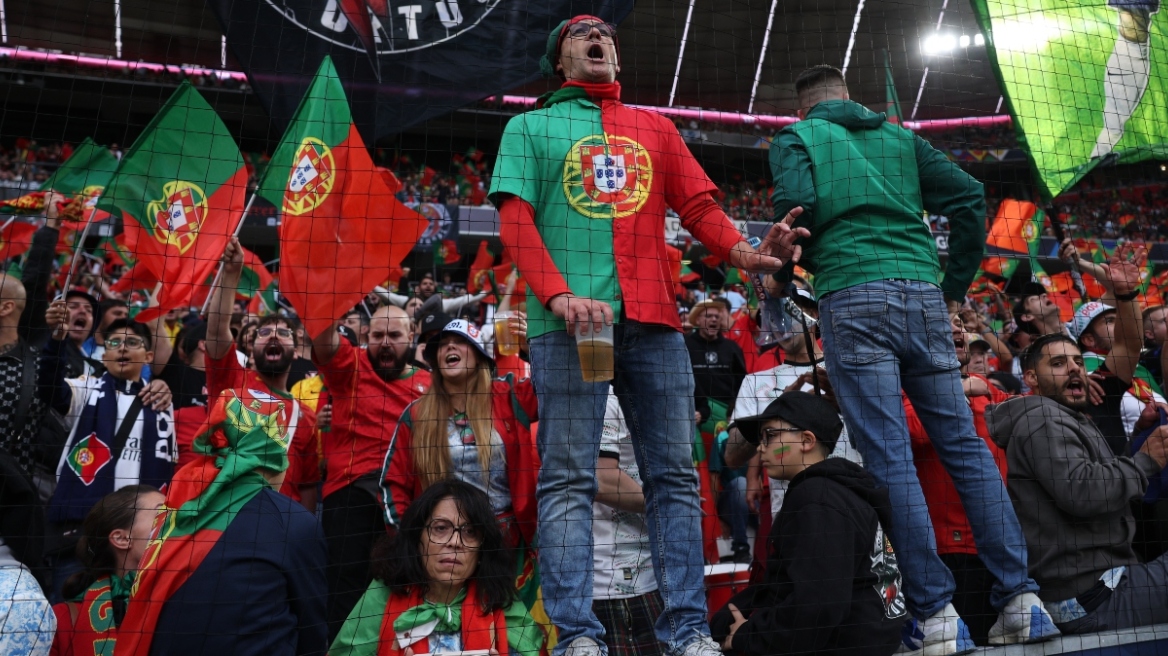 Πορτογαλία – Ισπανία: Οπαδός έπεσε από τις κερκίδες και σκοτώθηκε