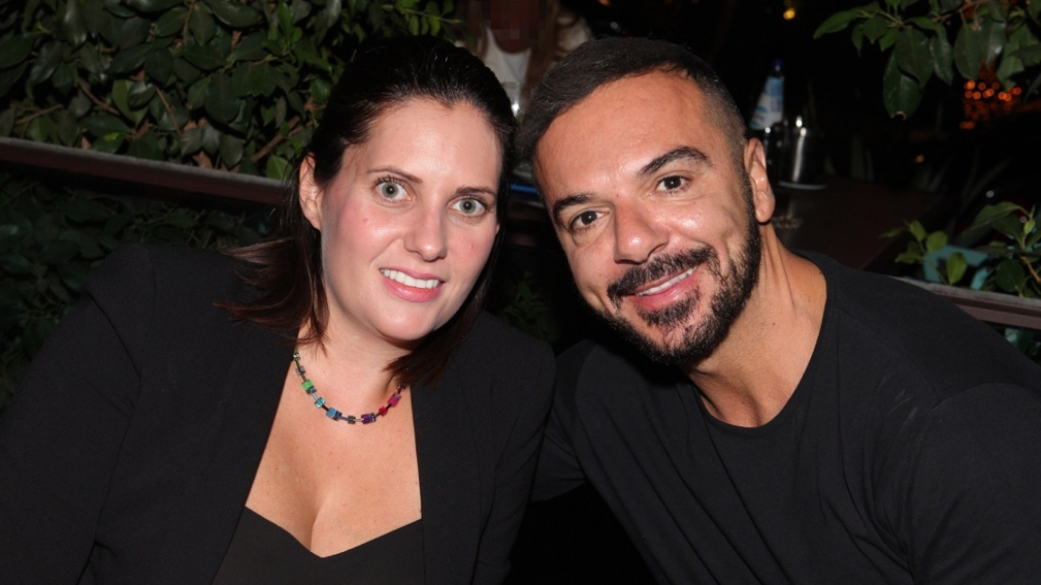 Τριαντάφυλλος: Η απάντησή του στα δημοσιεύματα περί χωρισμού με τη σύζυγό του
