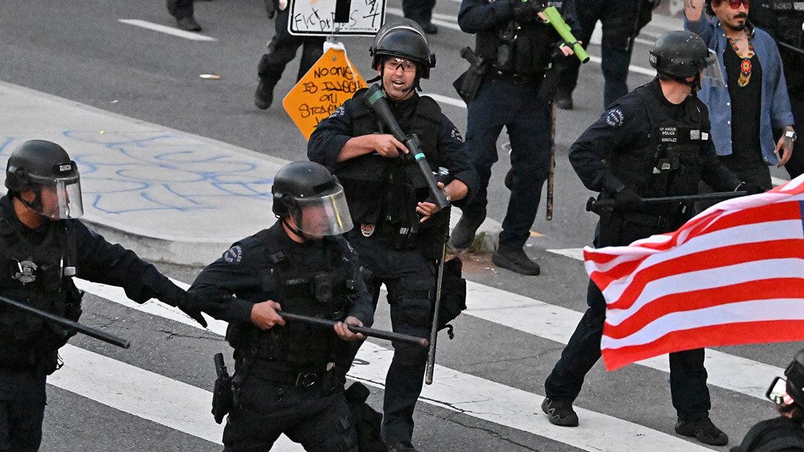 Ταραχές στο Λος Άντζελες: Έτοιμοι να αναπτυχθούν οι πεζοναύτες, αλλά χωρίς αληθινά πυρομαχικά- Μαζικές συλλήψεις από την αστυνομία