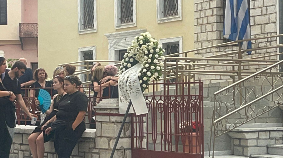Το τελευταίο «αντίο» στον 61χρονο ορειβάτη που σκοτώθηκε μετά από επίθεση αρκούδας στη Δράμα